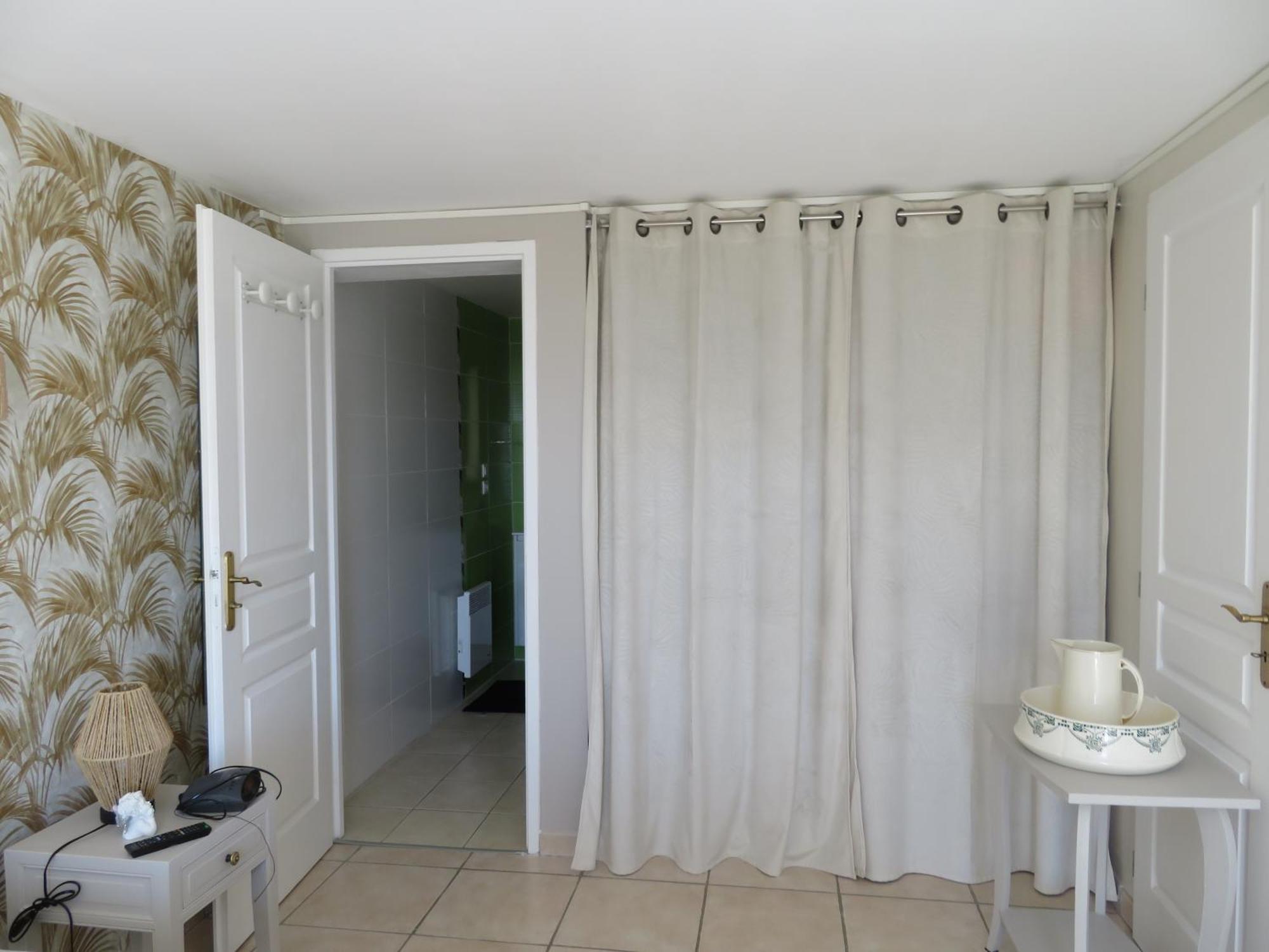 Le Colombie Gouleme Concores Exterior foto