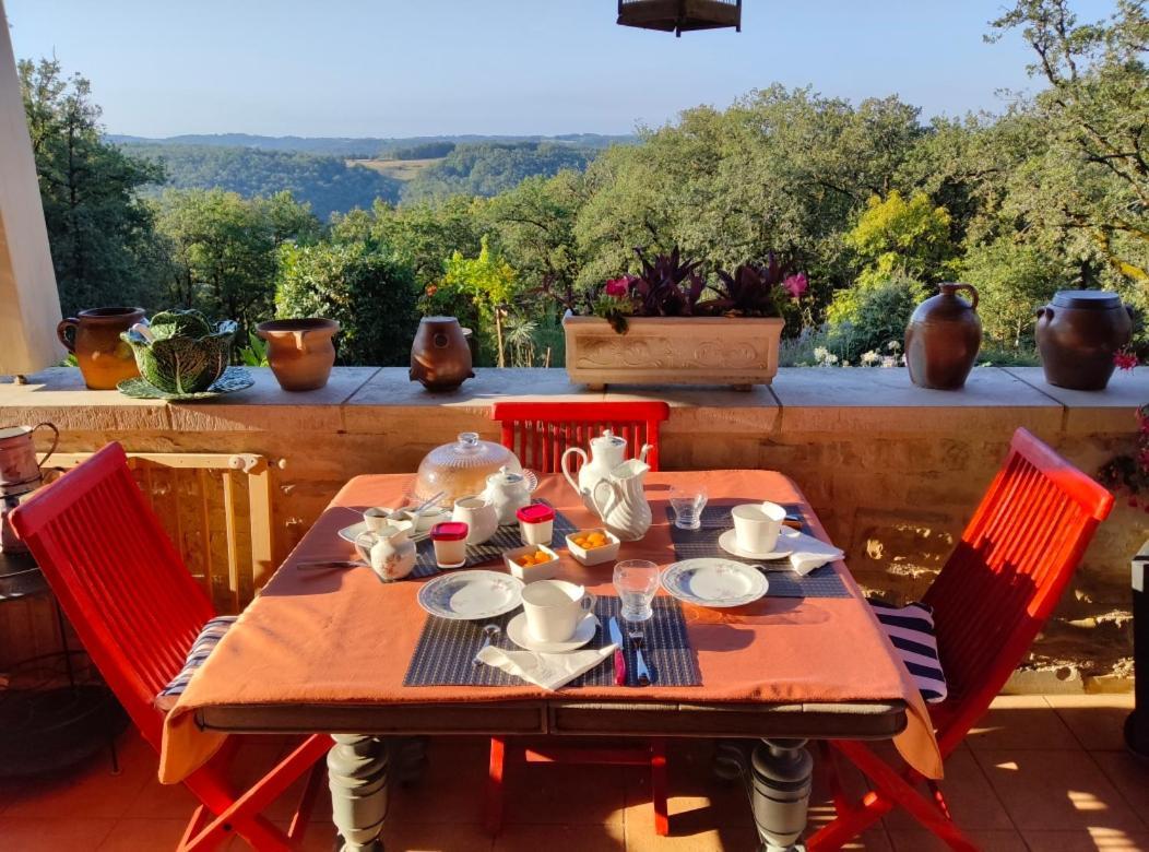 Le Colombie Gouleme Concores Exterior foto